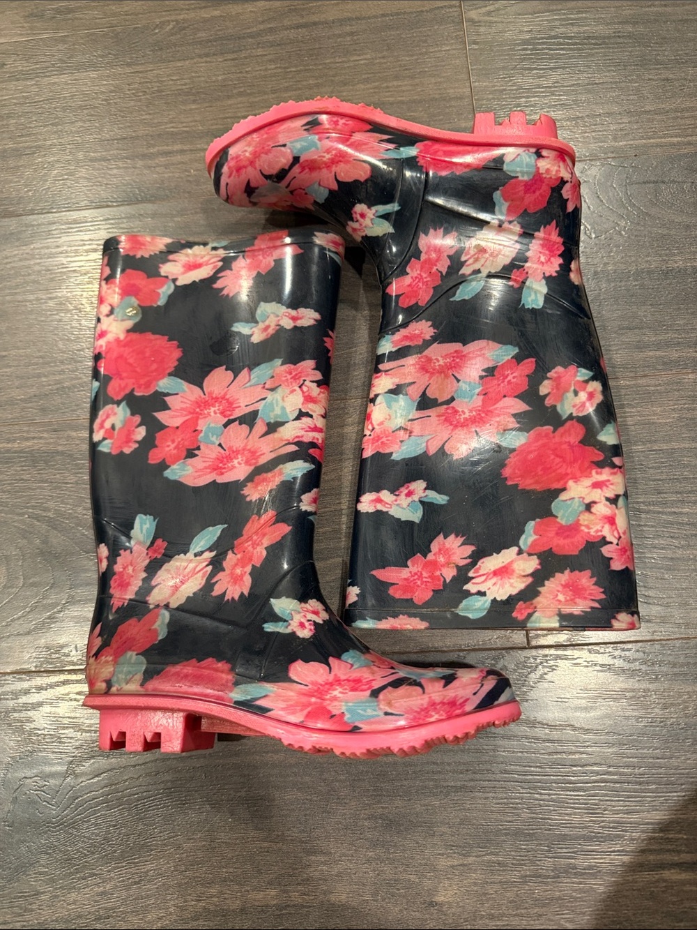 Rugged Outback Floral Rain Boots - Pink & Black size 3 8:4